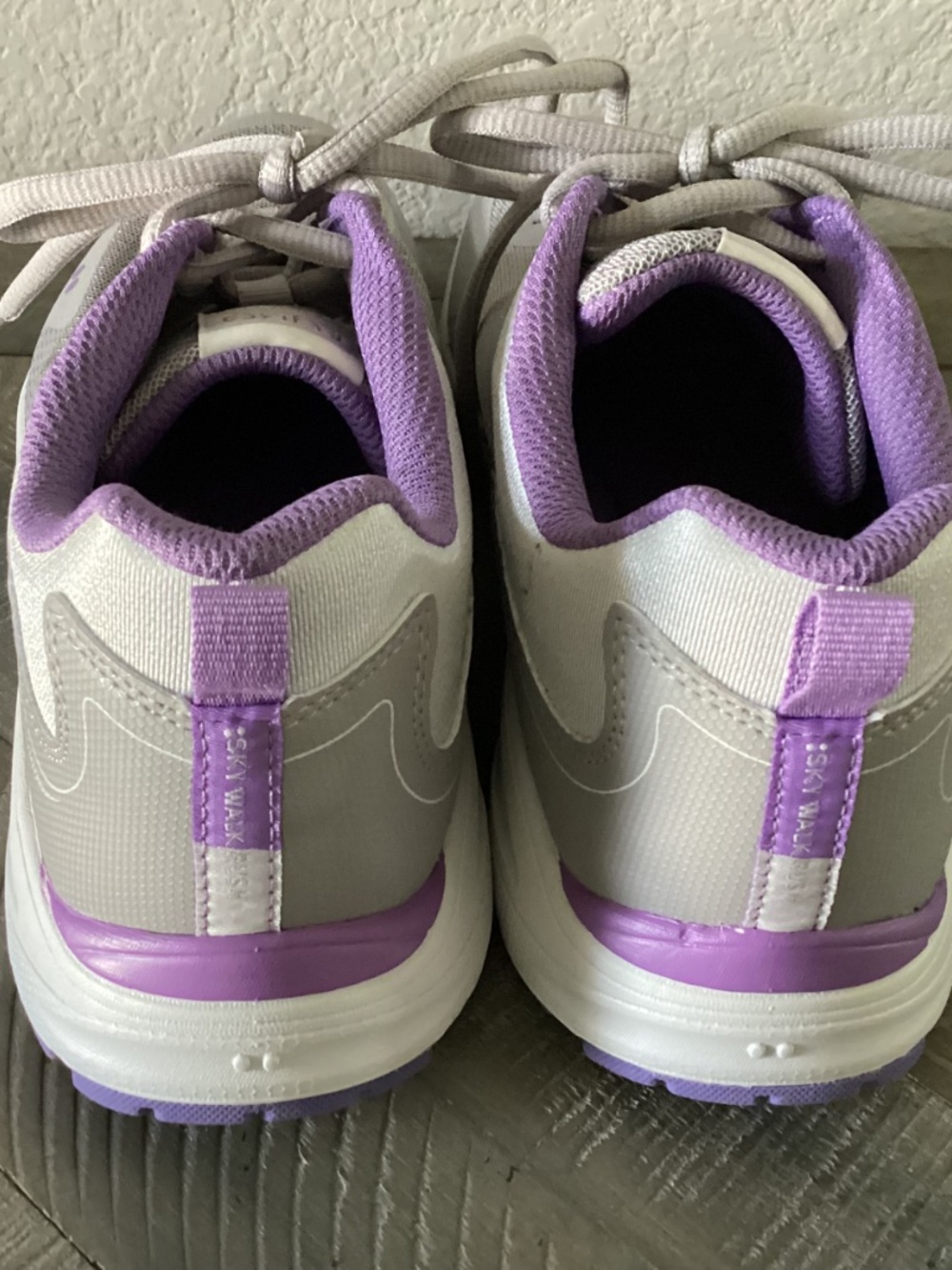 Ryka SKY WALK RUSH women’s Shoes, size 9 - Picture 3 of 7